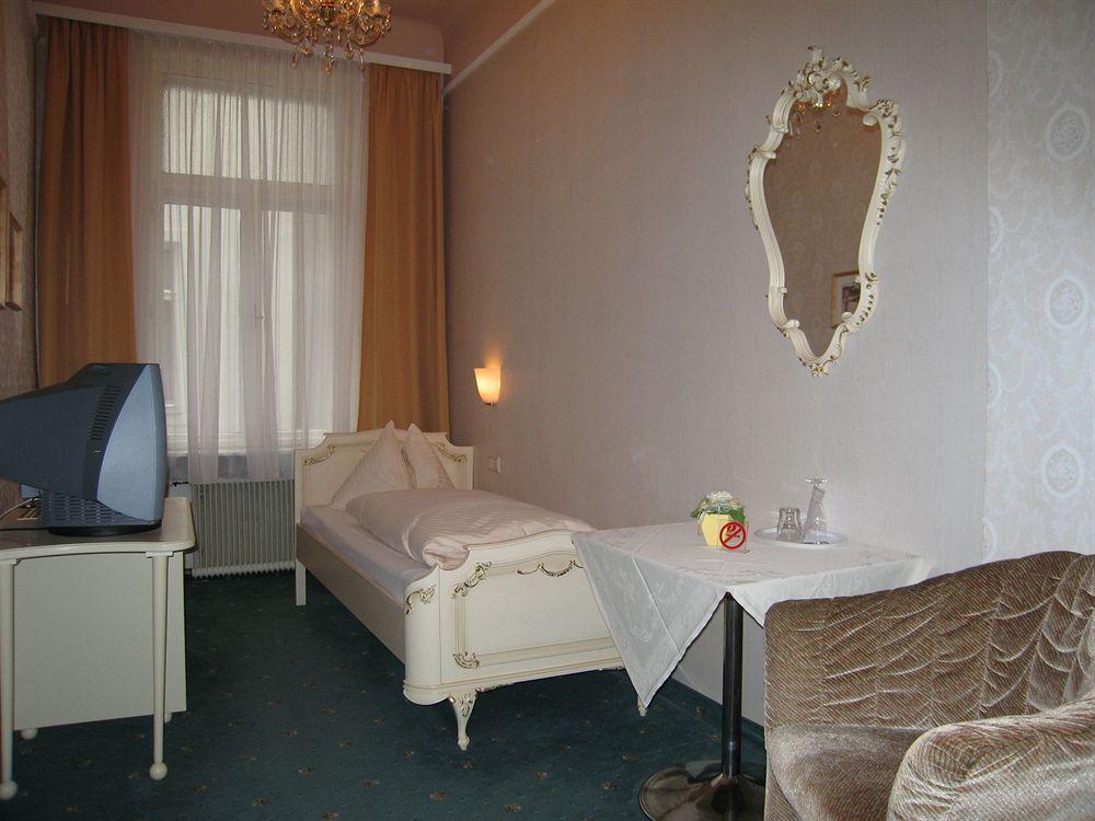 Hotel Pension Baronesse Βιέννη Εξωτερικό φωτογραφία
